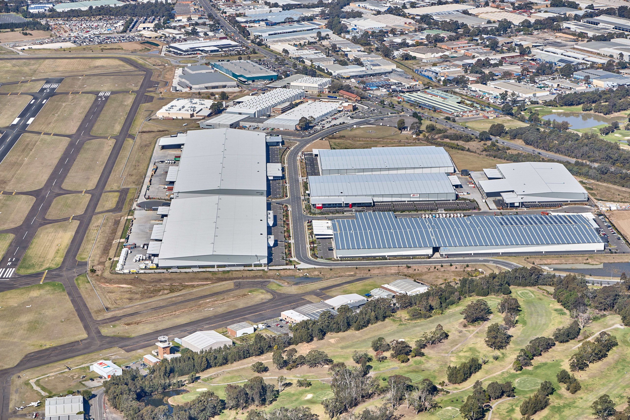 Altitude estate aerial photo